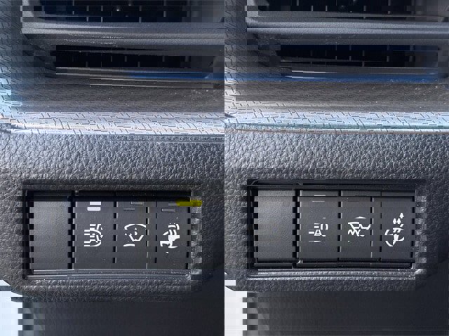 Used 2024 Toyota Prius Limited image 25