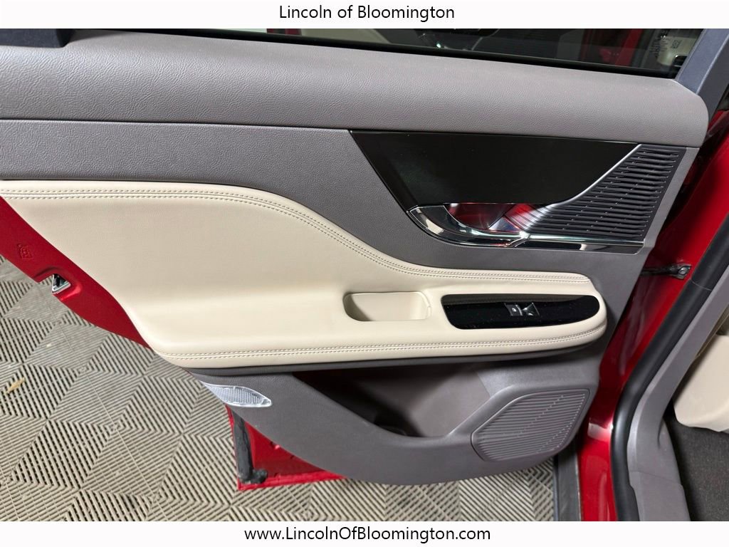 Certified 2022 Lincoln Corsair Reserve w/ Elements Package image 60