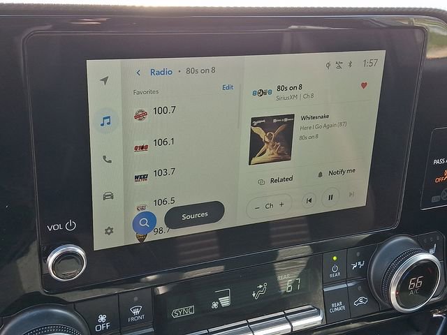 Used 2023 Toyota Highlander XSE image 18