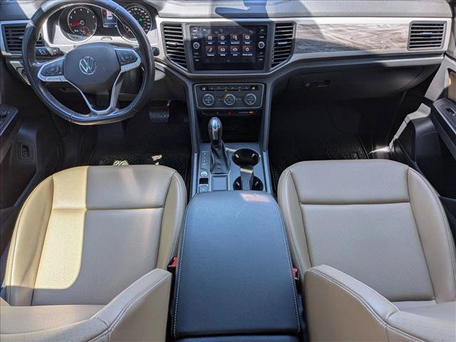 Used 2020 Volkswagen Atlas Cross Sport SE FWD image 17