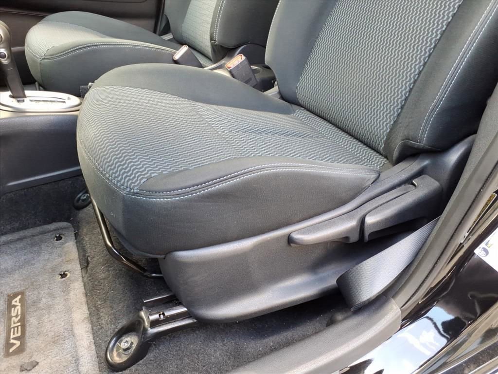 Used 2016 Nissan Versa Note SV image 19