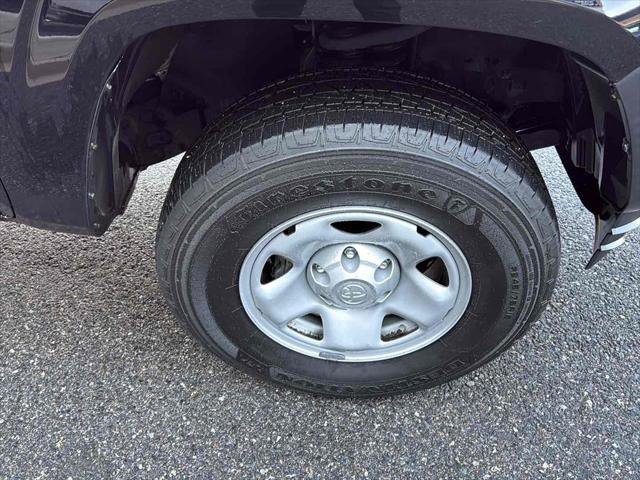 Used 2020 Toyota Tacoma SR image 10