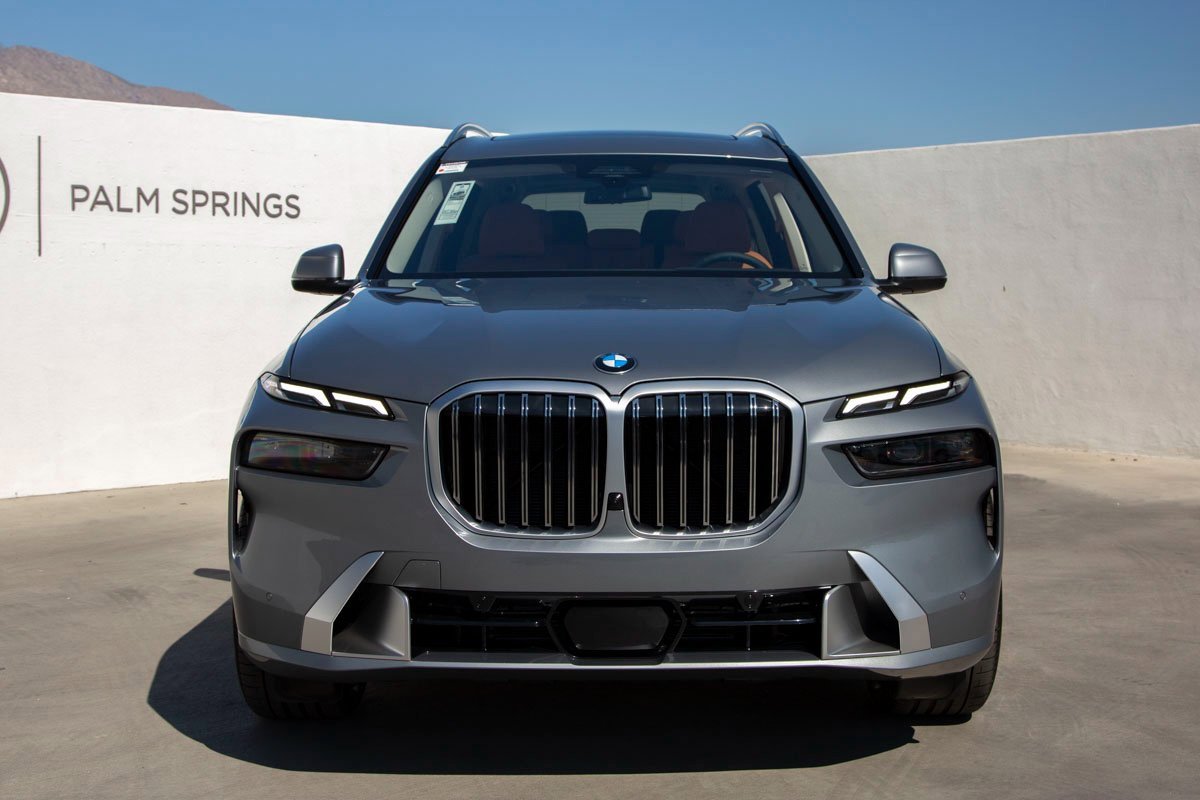 New 2026 BMW X7 xDrive40i w/ Executive Package image 4