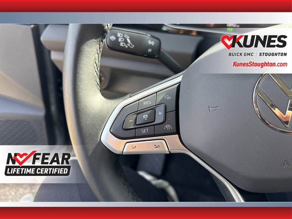 Used 2025 Volkswagen Jetta S image 27