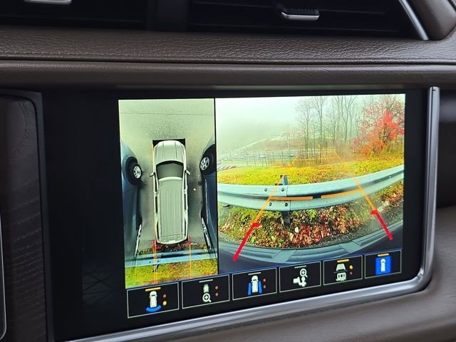 Used 2022 GMC Yukon XL Denali image 17