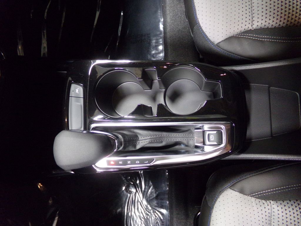 New 2025 Chevrolet Trax LT w/ Driver Confidence Package image 18