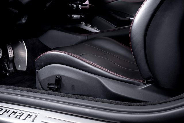 Certified 2020 Ferrari Portofino image 25