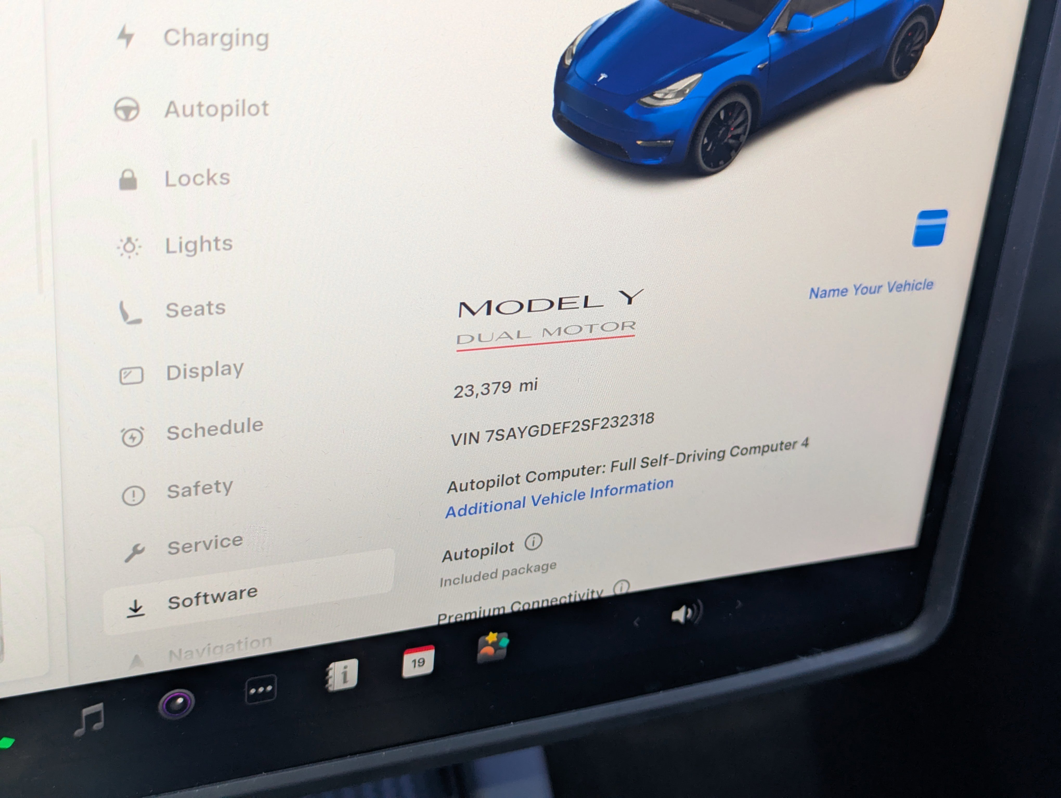 Used 2025 Tesla Model Y Performance image 26