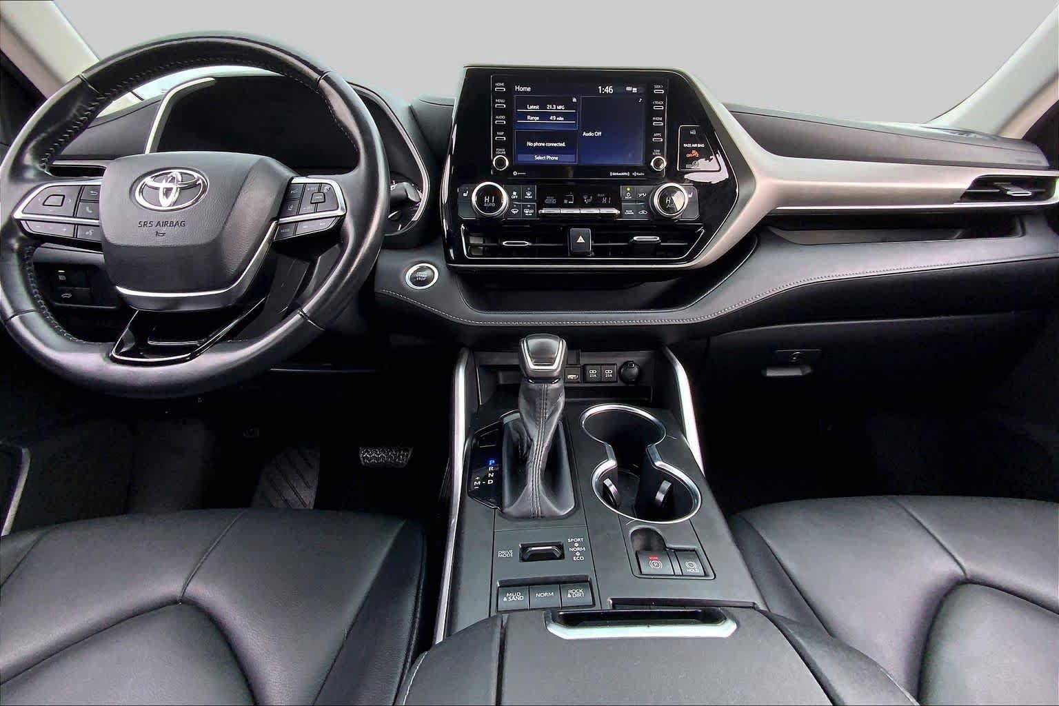 Used 2020 Toyota Highlander XLE AWD/4WD image 15
