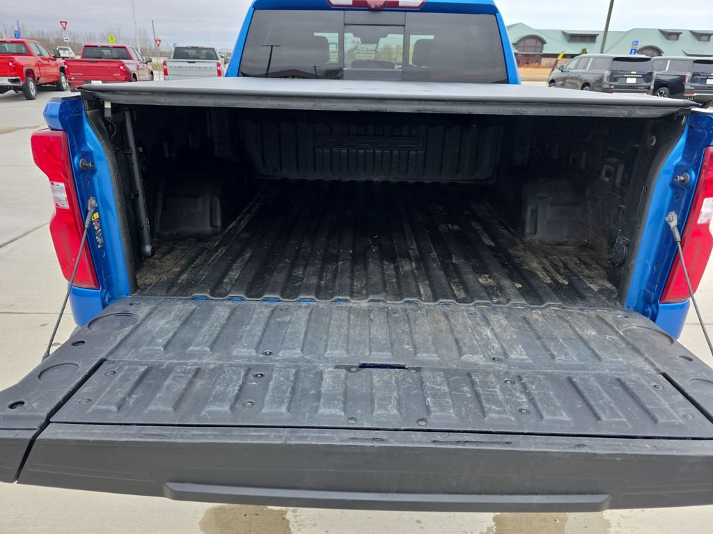 Used 2022 Chevrolet Silverado 1500 ZR2 w/ Technology Package AWD/4WD image 22