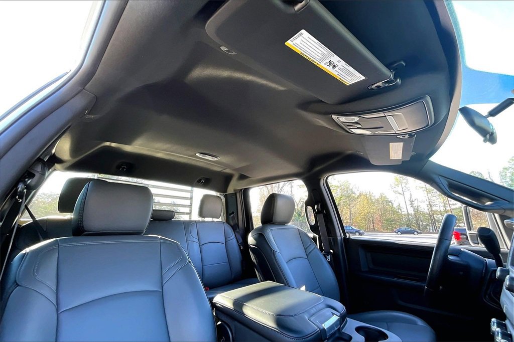 Used 2024 RAM 5500 Tradesman w/ Chrome Appearance Group image 22