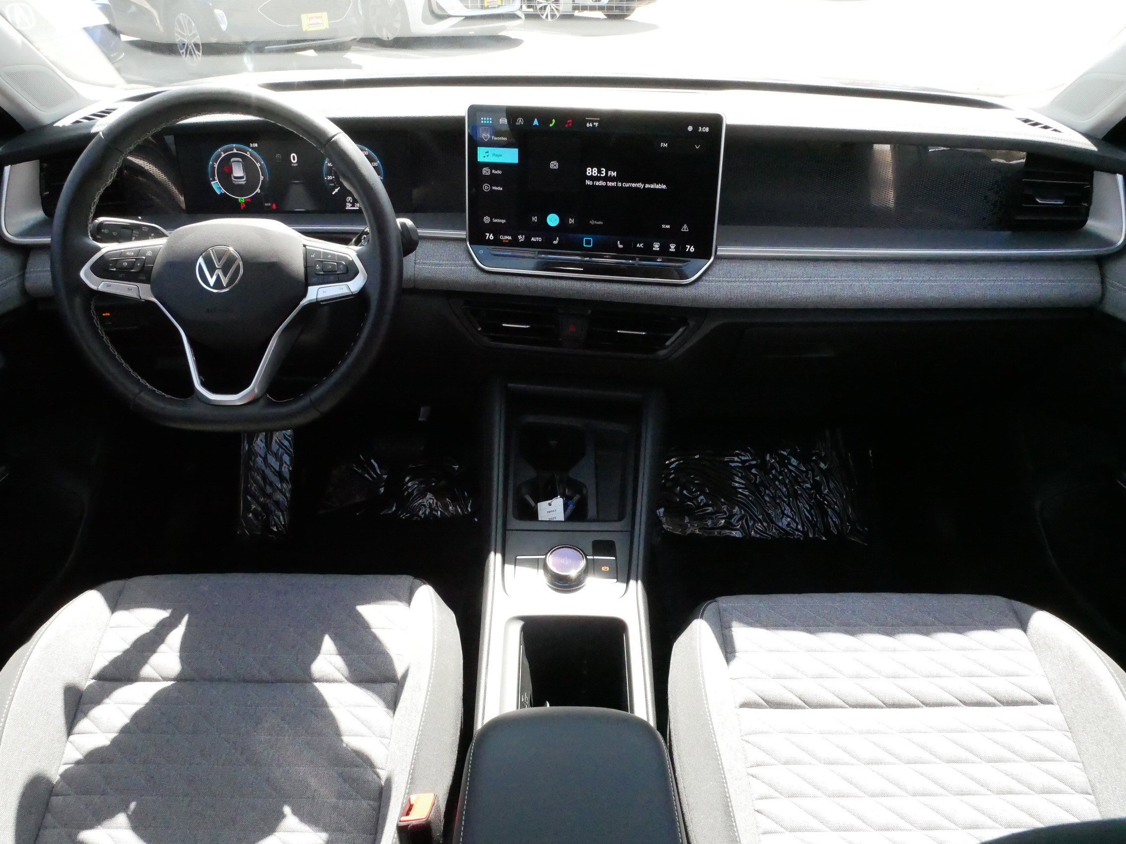 Certified 2025 Volkswagen Tiguan S w/ 18" Wheel Package AWD/4WD image 10