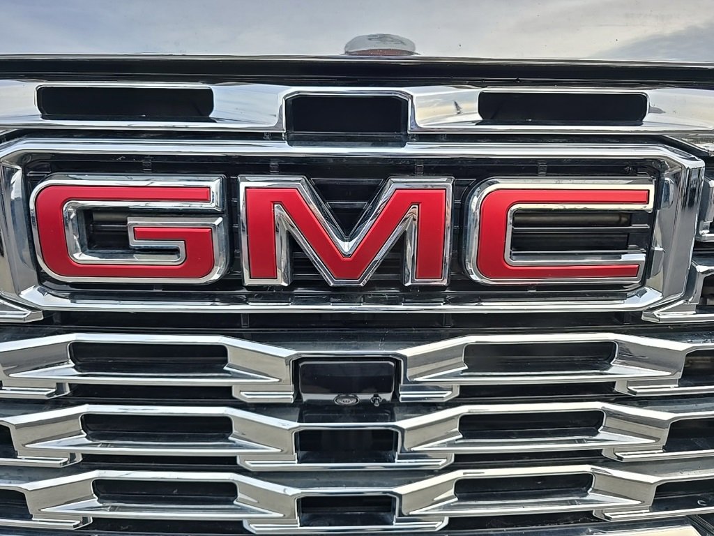 Used 2025 GMC Sierra 3500 Denali w/ Denali Reserve Package image 37