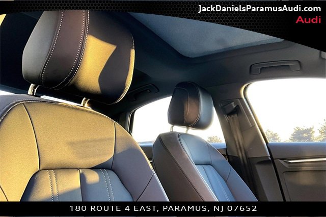 Used 2025 Audi A3 2.0T Premium w/ Convenience Package image 7