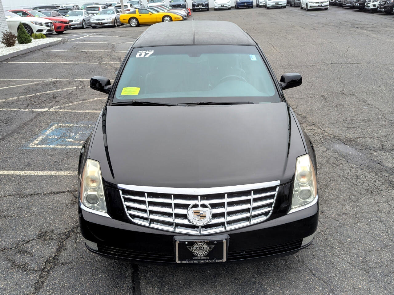 Used 2007 Cadillac DTS image 3