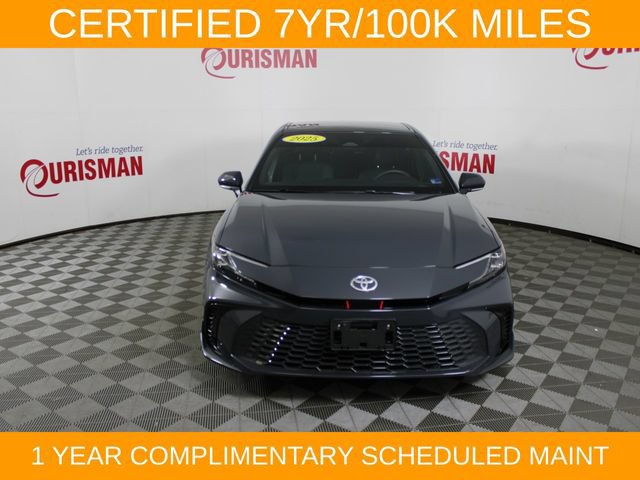 Used 2025 Toyota Camry XSE FWD image 11