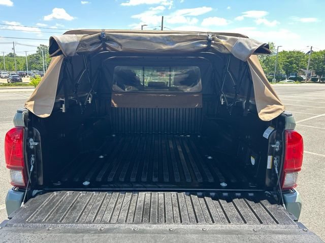 Used 2022 Toyota Tacoma SR5 w/ Trail Edition AWD/4WD image 5