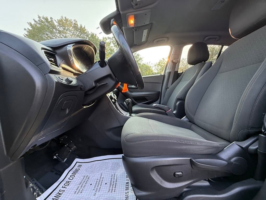 Used 2020 Chevrolet Trax LS w/ Tint and Cruise Package image 23