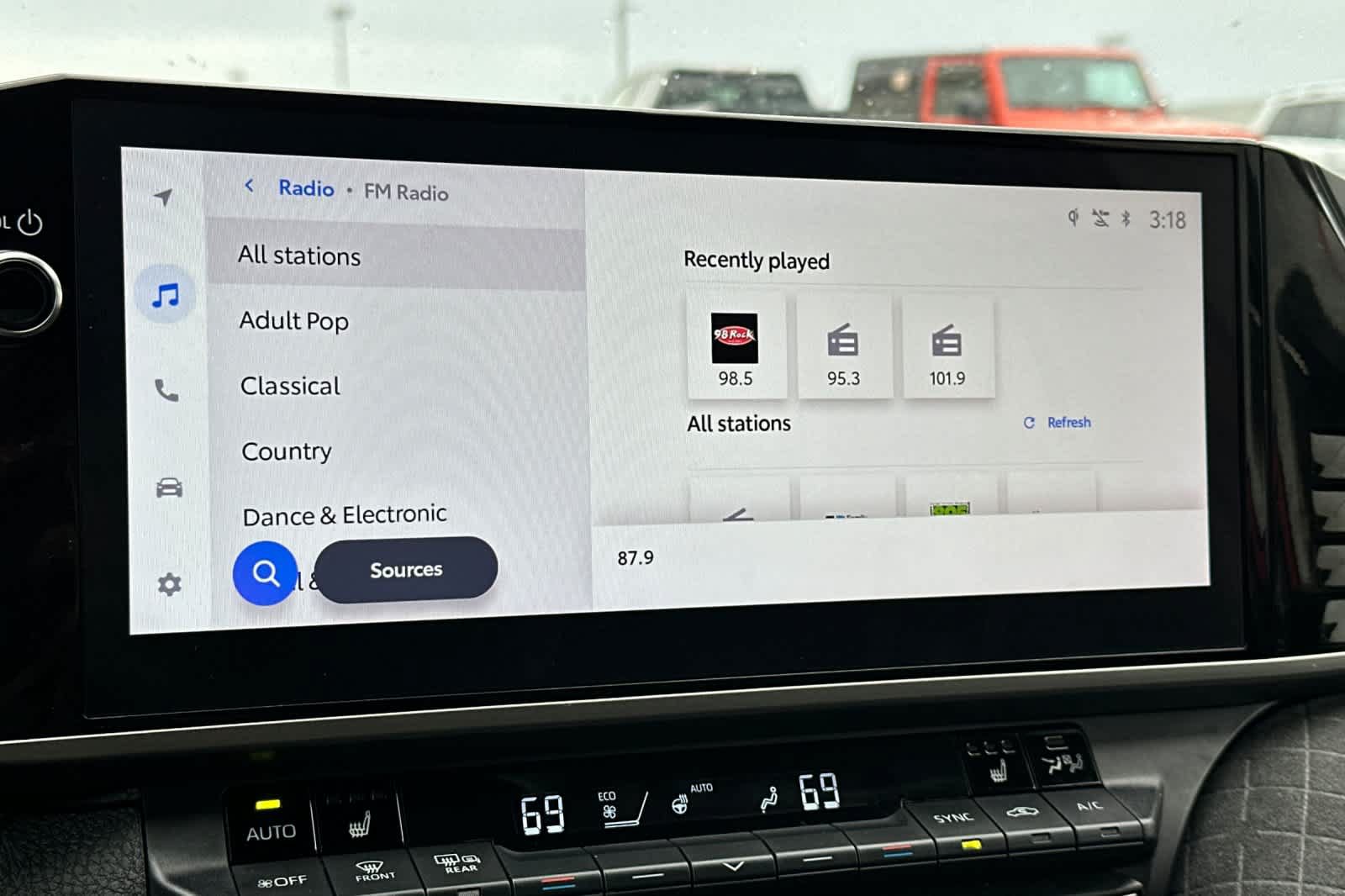 Certified 2025 Toyota Camry XLE AWD/4WD image 19