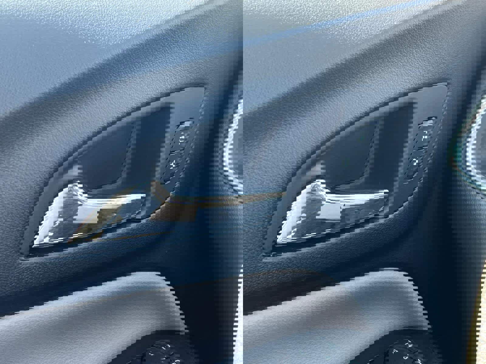 Certified 2024 Chevrolet Equinox LS image 23