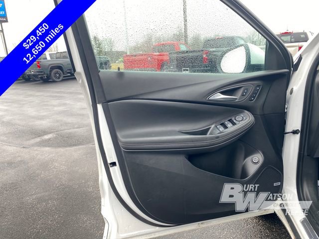 Used 2025 Buick Encore GX Avenir w/ Avenir Technology Package image 12