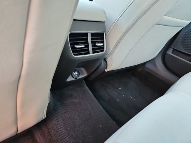 Used 2023 Hyundai Sonata SEL w/ Convenience Package image 16