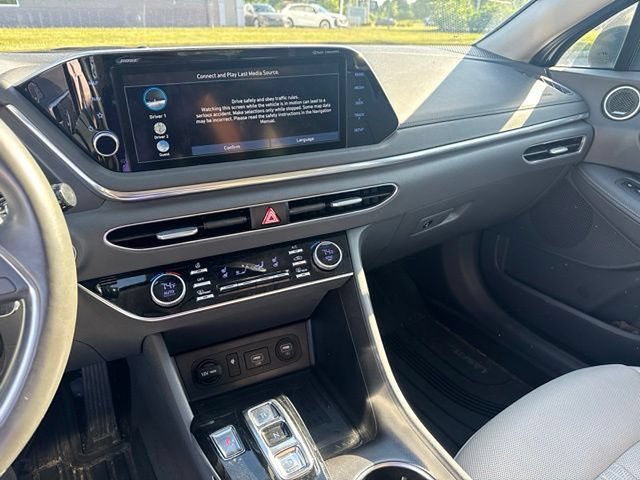 Used 2021 Hyundai Sonata Limited FWD image 11