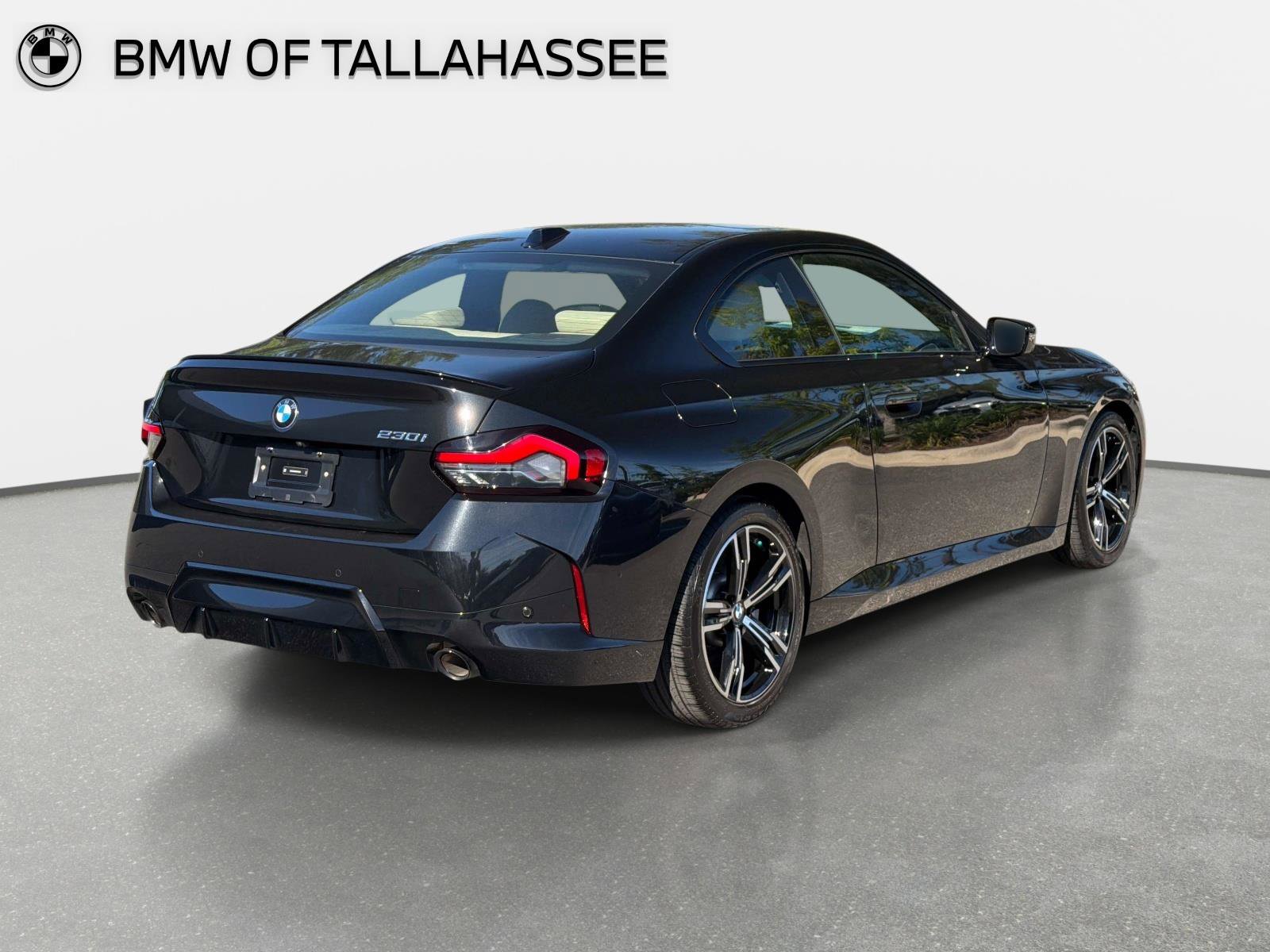 Used 2025 BMW 230i Coupe w/ M Sport Package RWD image 5