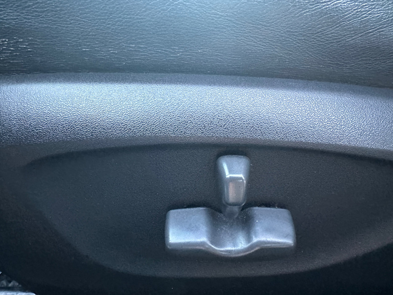 Used 2007 Subaru Outback 2.5i Limited image 38