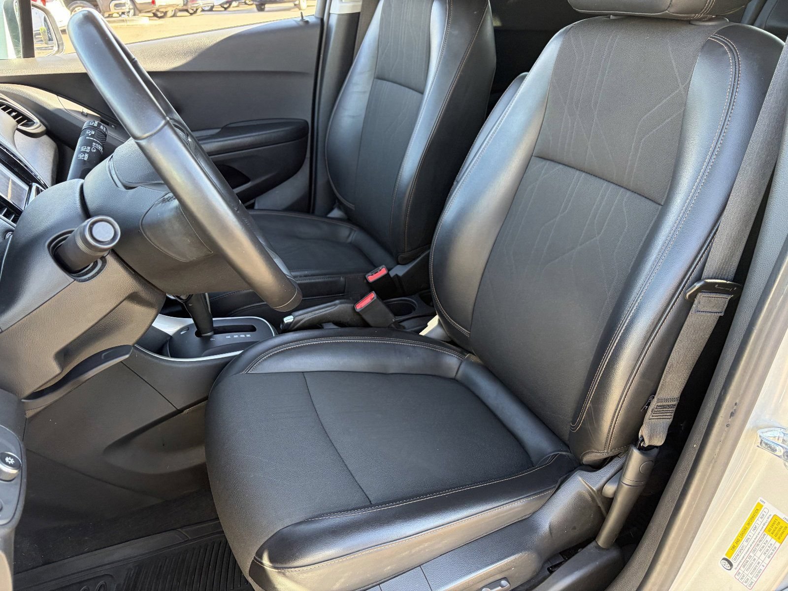 Certified 2022 Chevrolet Trax LT w/ Sport Edition FWD image 21