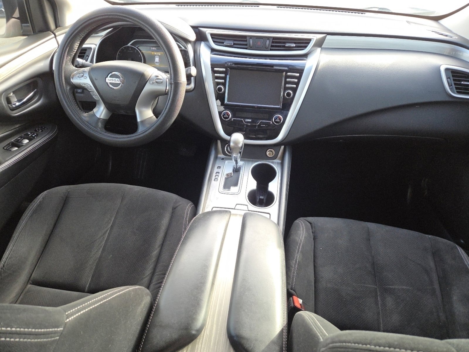 Used 2017 Nissan Murano SV image 23