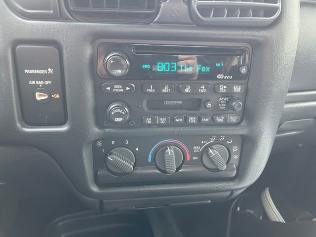 Used 2002 Chevrolet S10 Pickup LS w/ LS Preferred Equipment Group image 20