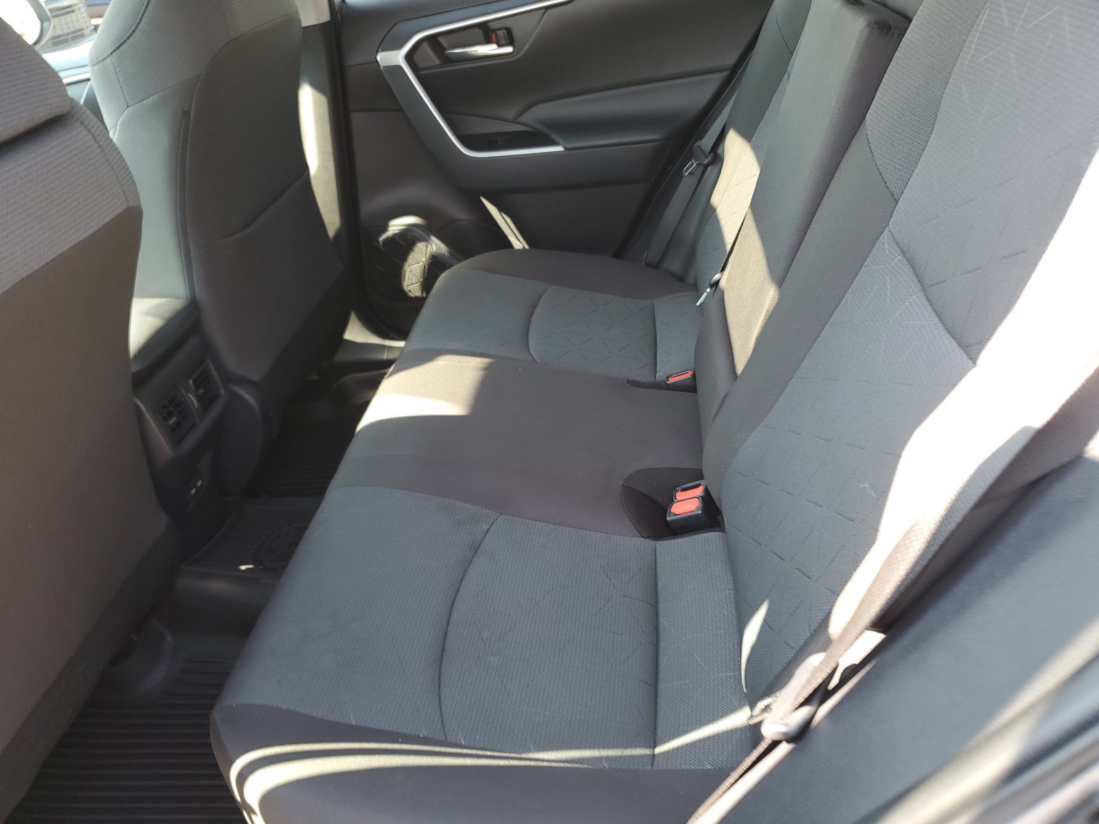 Certified 2025 Toyota RAV4 XLE w/ Convenience Package AWD/4WD image 13