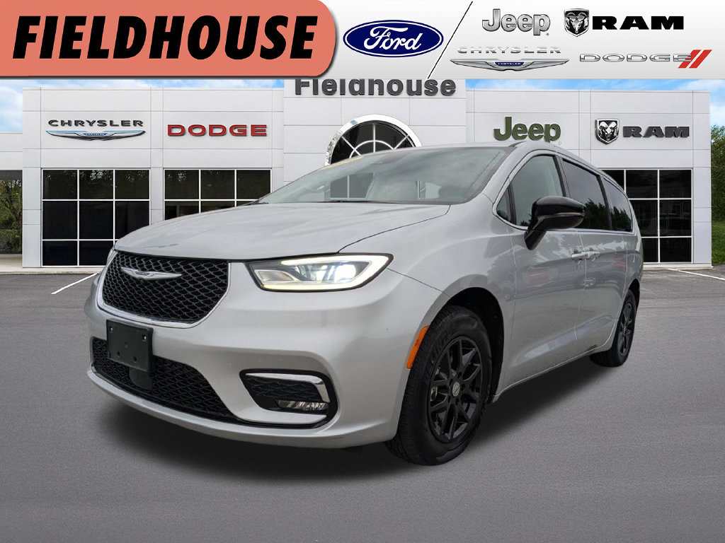Used 2024 Chrysler Pacifica Touring-L