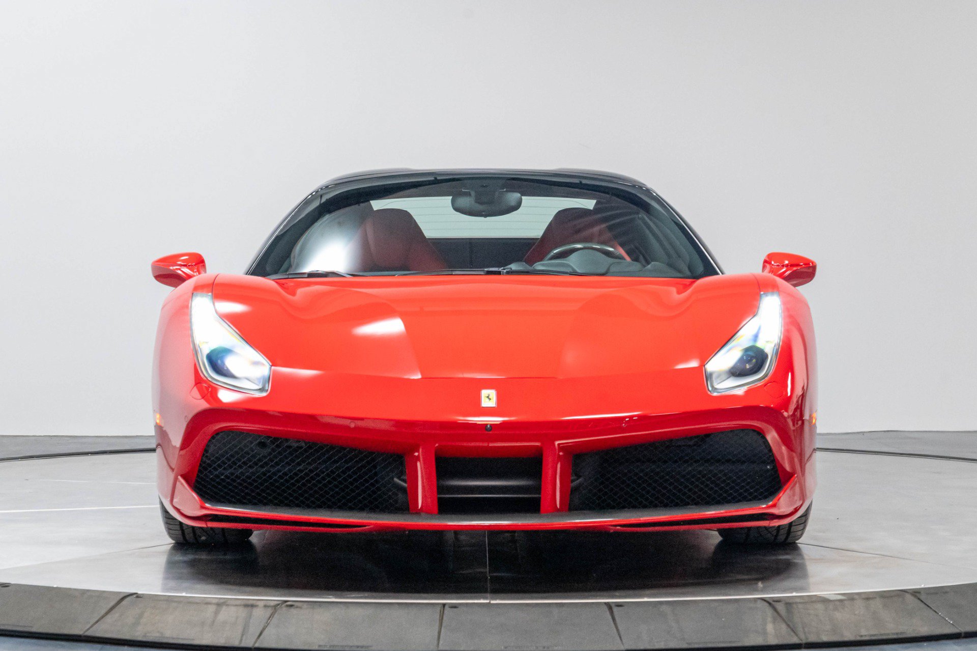 Used 2018 Ferrari 488 Spider RWD image 48