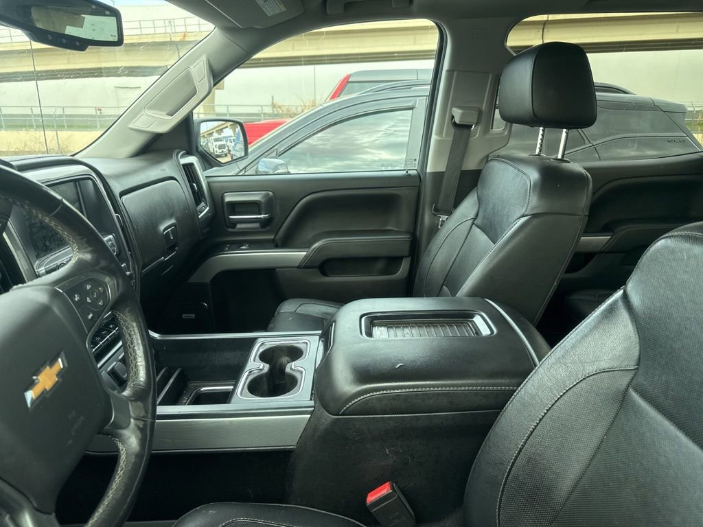 Used 2018 Chevrolet Silverado 1500 LTZ Z71 w/ Redline Edition image 8