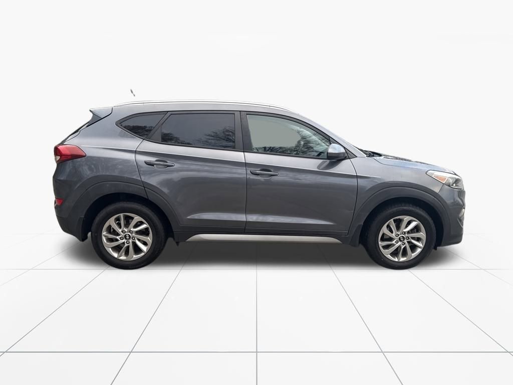 Used 2017 Hyundai Tucson SE image 8