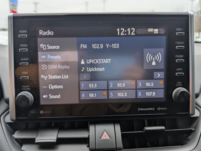 Used 2022 Toyota RAV4 XLE w/ Convenience Package image 23