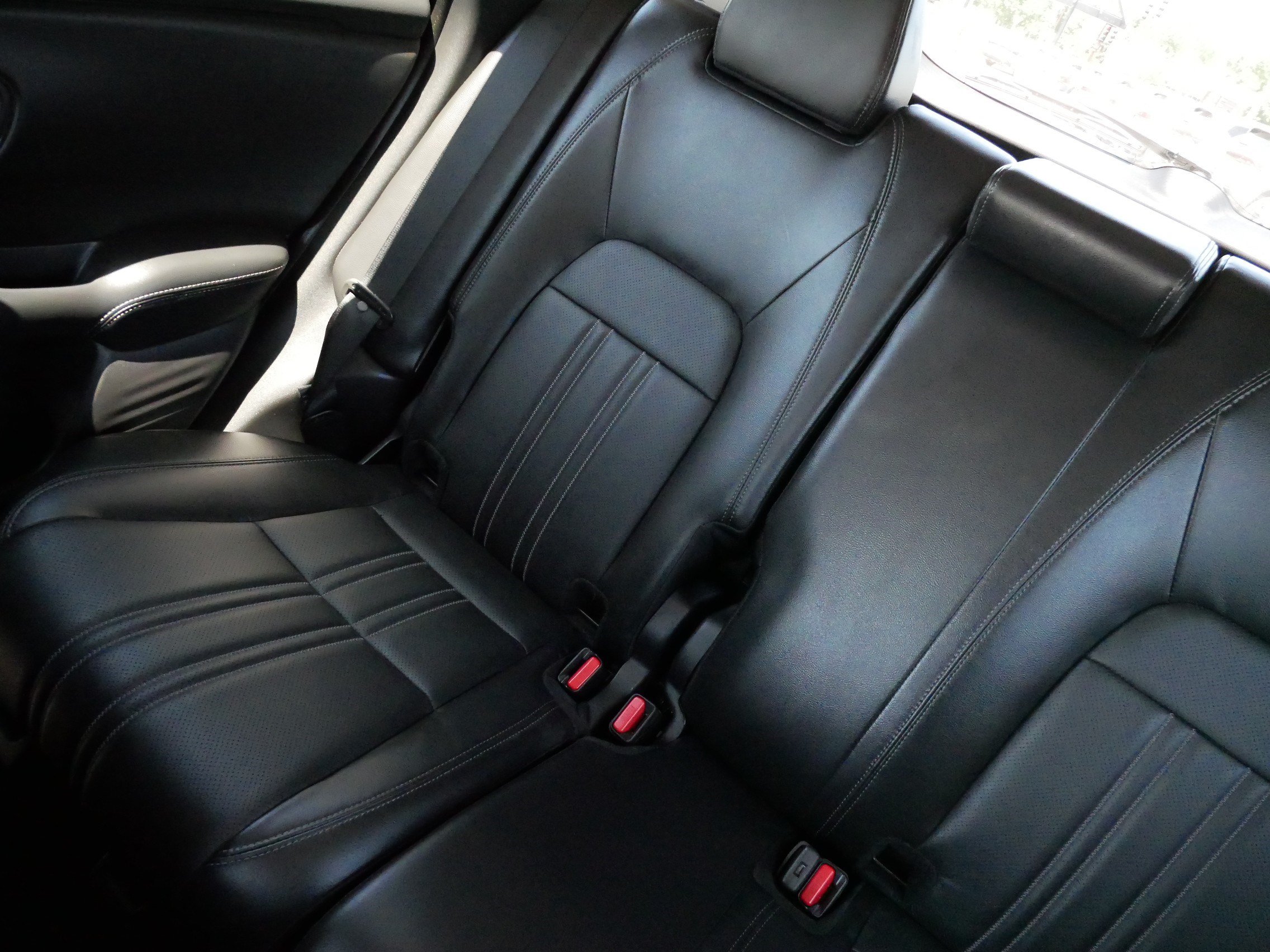 Used 2025 Honda HR-V EX-L image 12