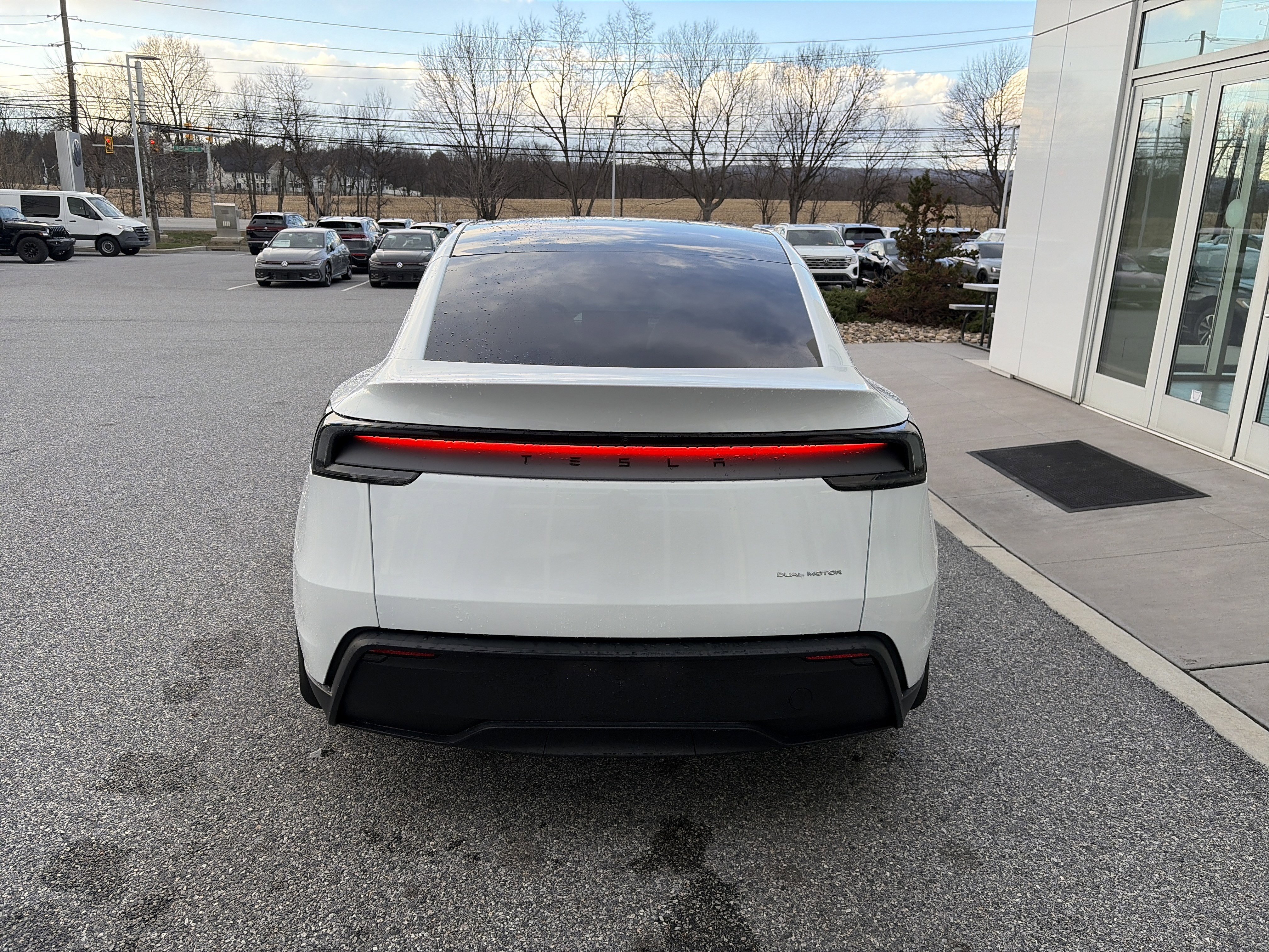 Used 2026 Tesla Model Y image 5