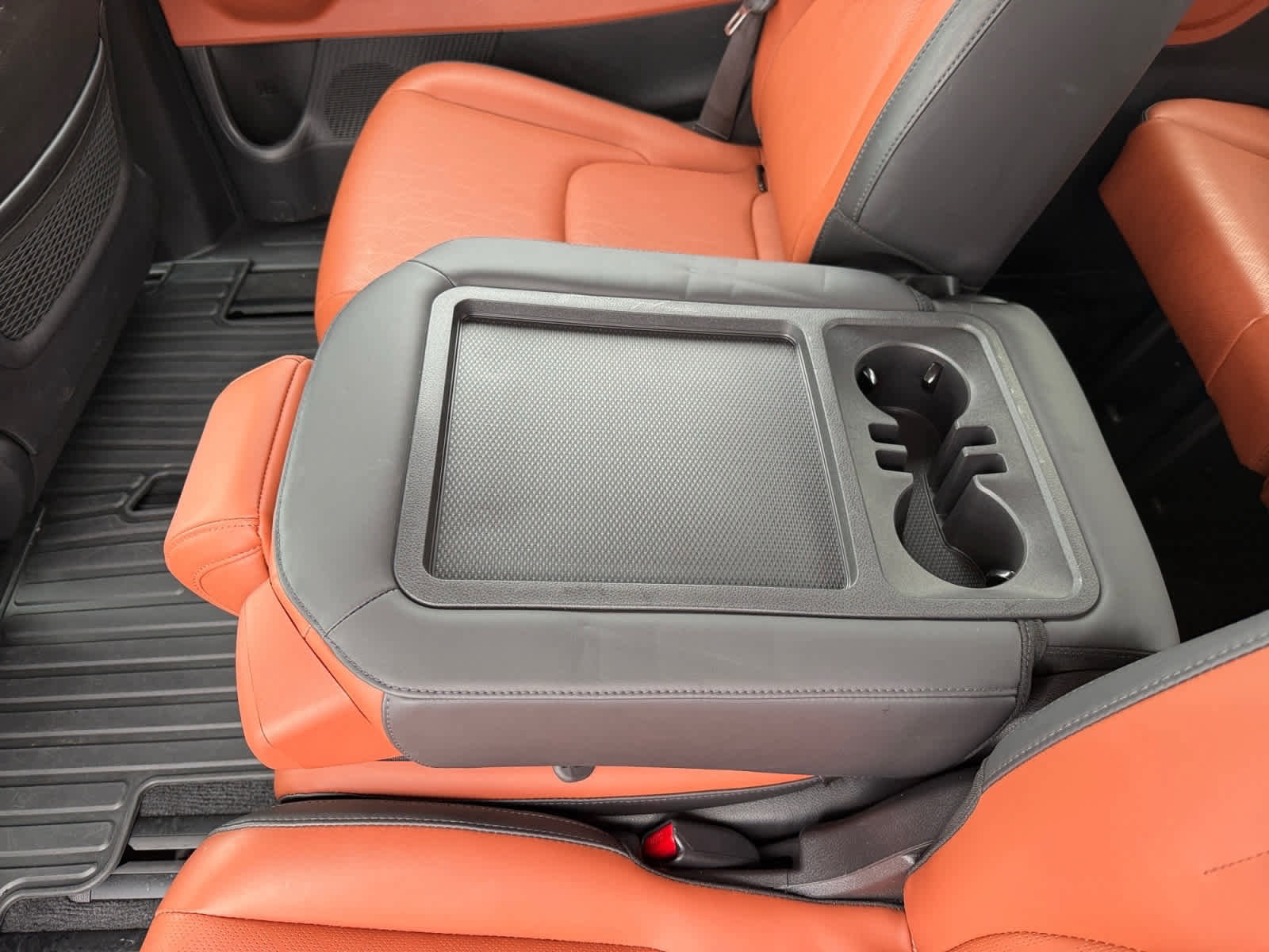 Used 2023 Kia Carnival SX FWD image 17