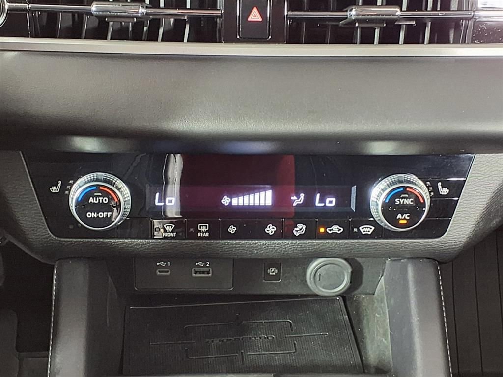 Used 2024 Mitsubishi Outlander SE image 20