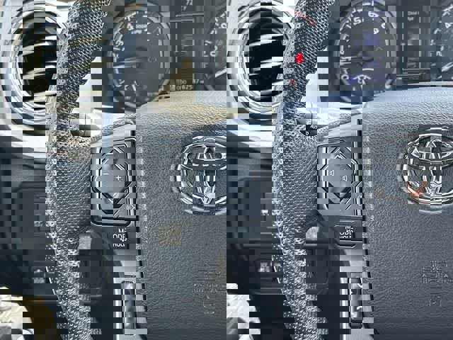 Used 2021 Toyota Tacoma TRD Off-Road w/ Technology Package image 8