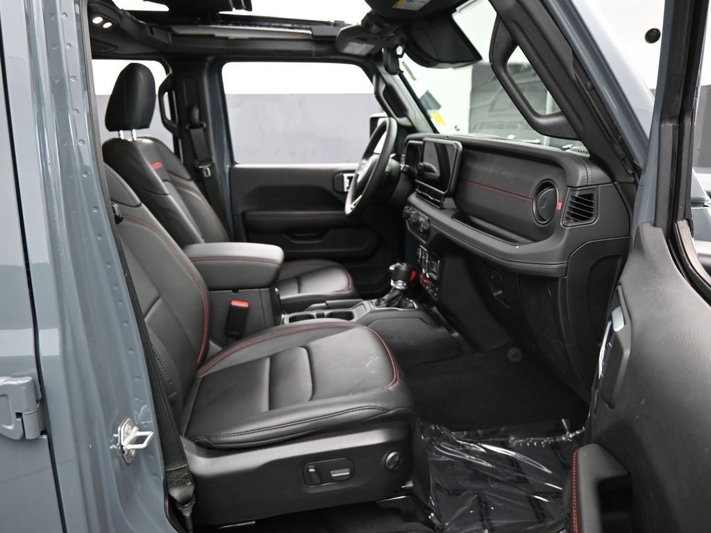 Used 2026 Jeep Wrangler Unlimited Rubicon w/ Xtreme 35 Tire Package image 36