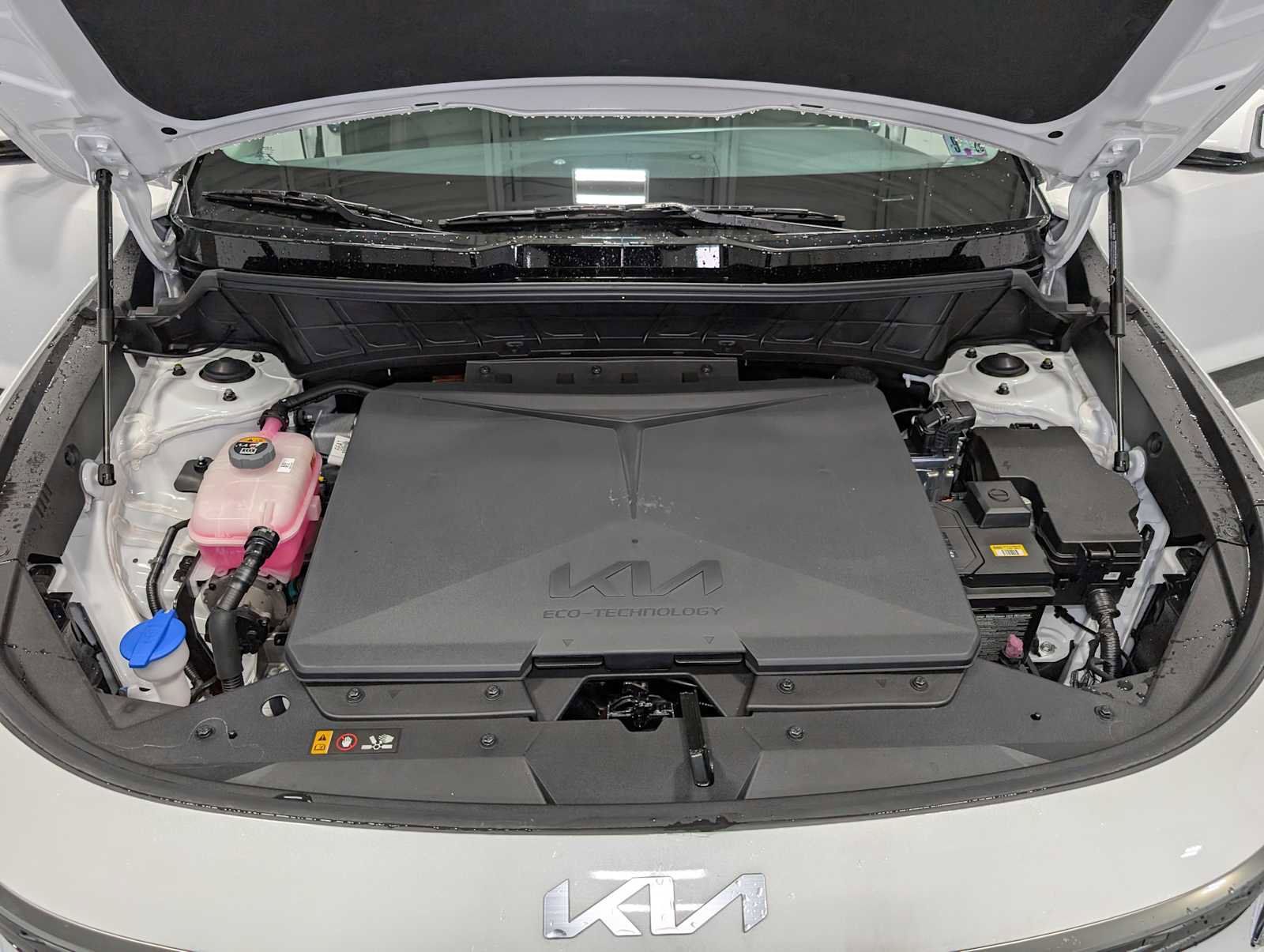 New 2025 Kia Niro Wind image 11