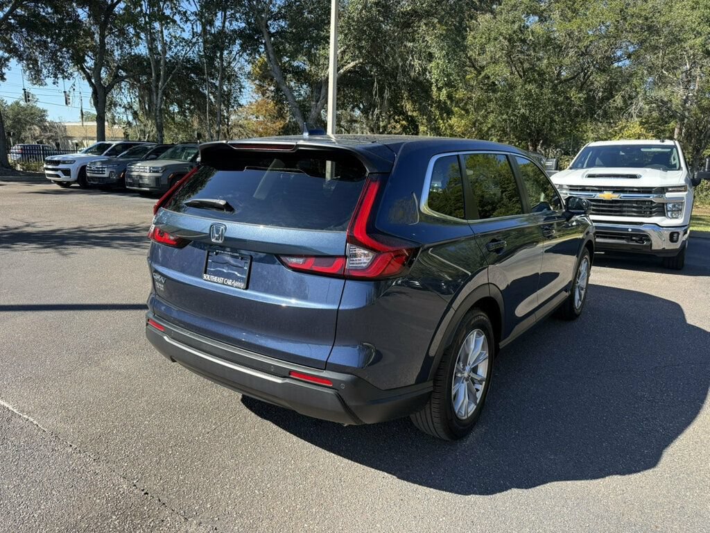 Used 2025 Honda CR-V EX-L image 11