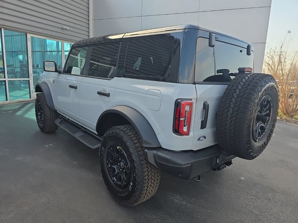 New 2026 Ford Bronco Badlands image 9