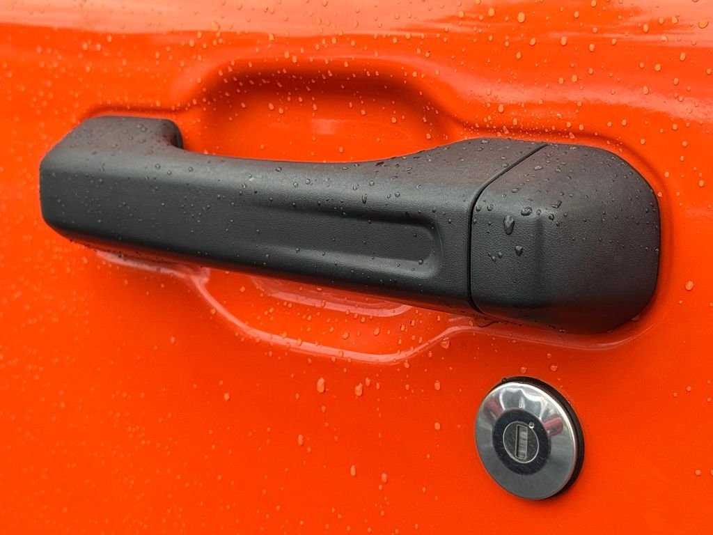 Used 2019 Jeep Wrangler Sport AWD/4WD image 16