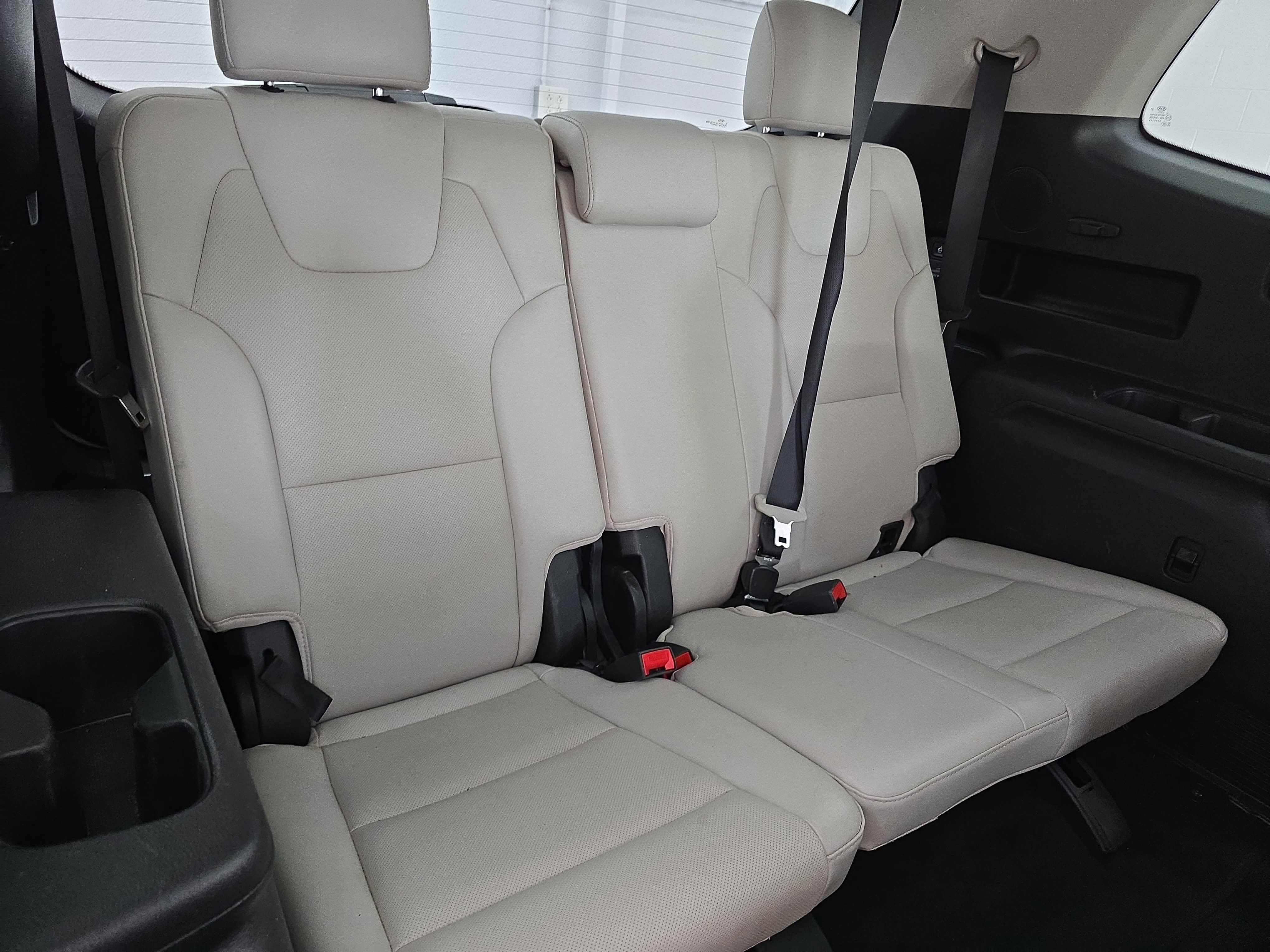 Used 2020 Kia Telluride SX w/ SX Prestige Package AWD/4WD image 12