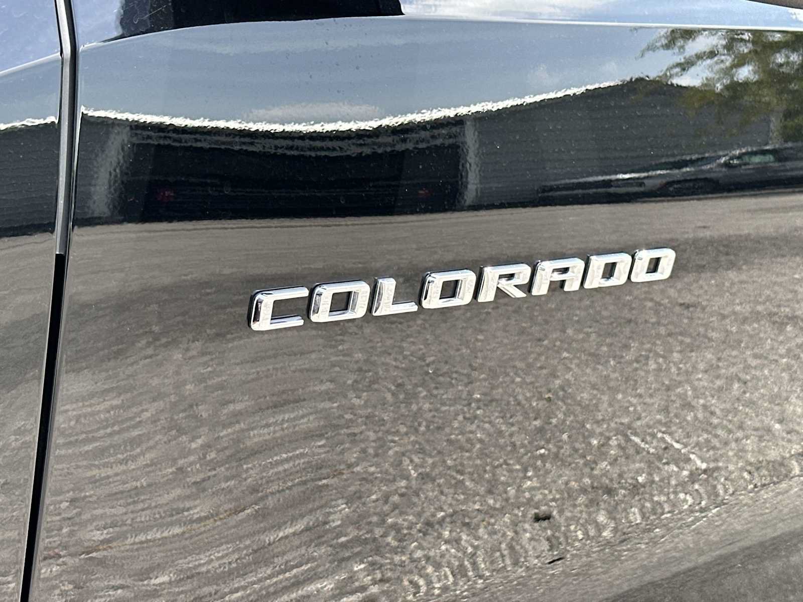 Certified 2024 Chevrolet Colorado Z71 w/ Z71 Convenience Package 2 AWD/4WD image 11